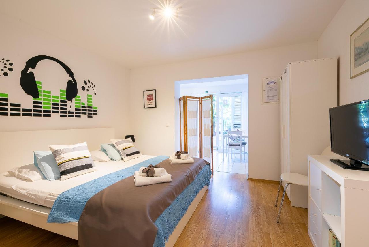 Karisima Apartament *