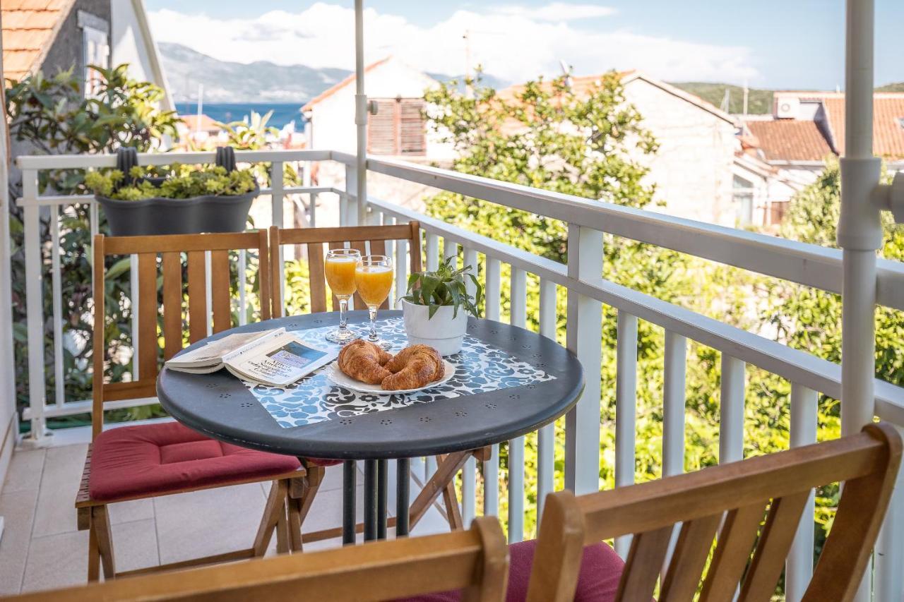 Karisima * Korčula