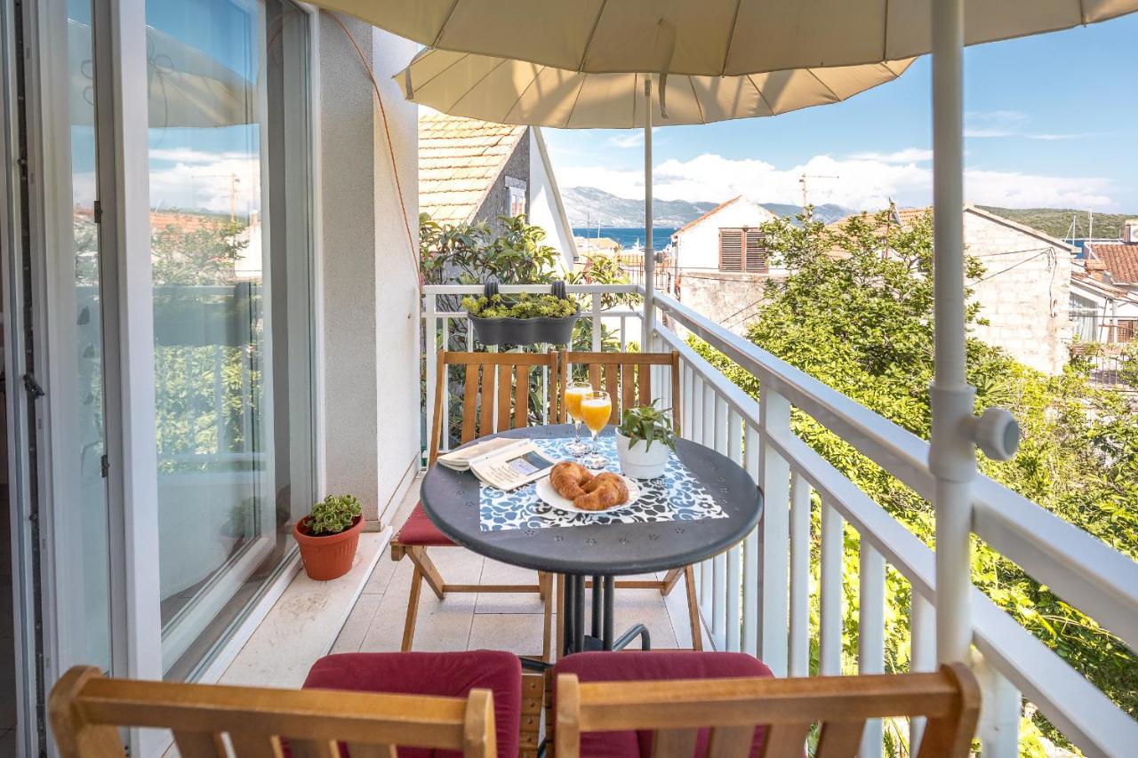 Apartament Karisima *